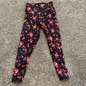 Fabletics workout leggings - SIZE SMALL